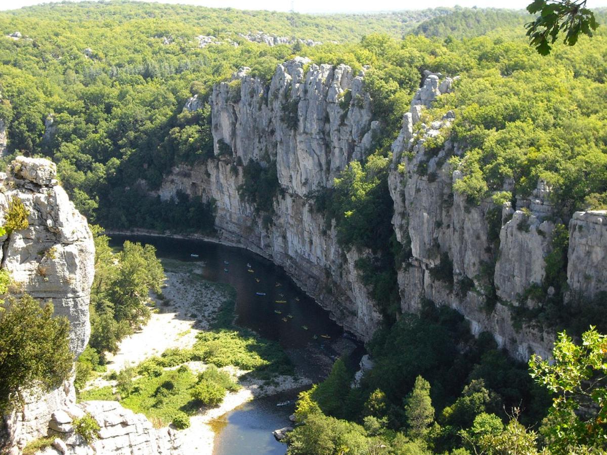 Les Eaux Claires Holiday home *
