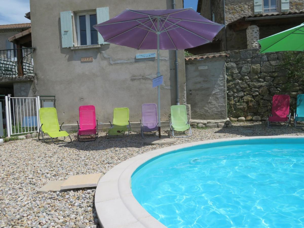 Les Eaux Claires Holiday home *